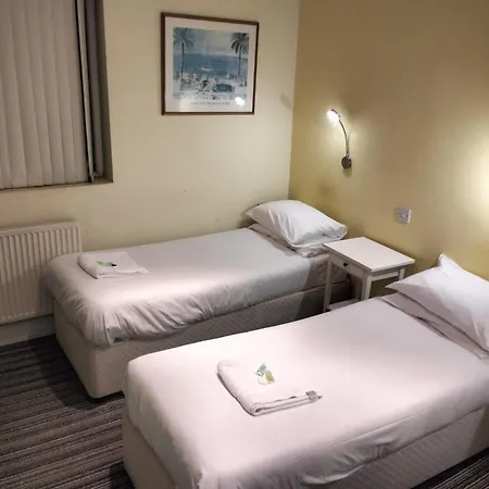 Hotel Manor 2*