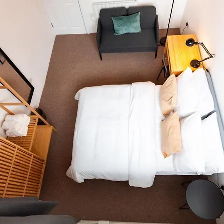 Apartment Stylish Comfort In London