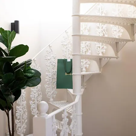 Gulaid House Knightsbridge By Bob W Aparthotel 5*