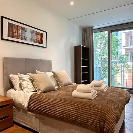 Luxury 2bed 2bath In Nine Elms In Modern Development London