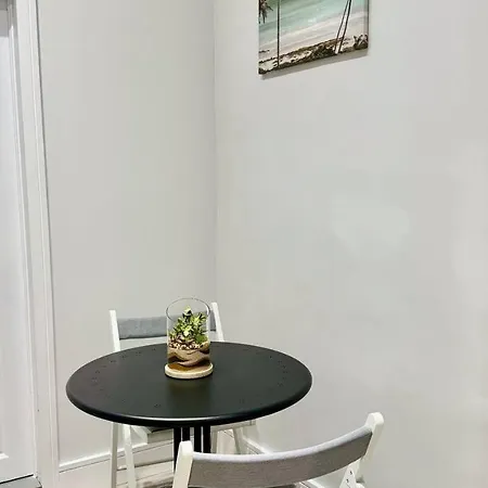 Apartment Escape - Grays Road London