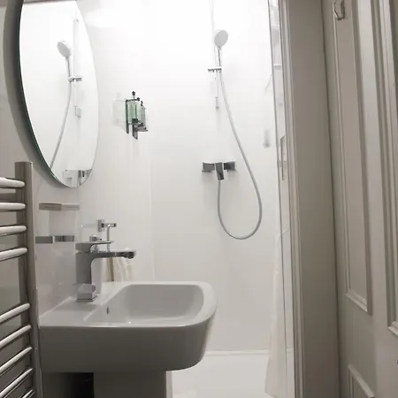 Apartment - Great Location London