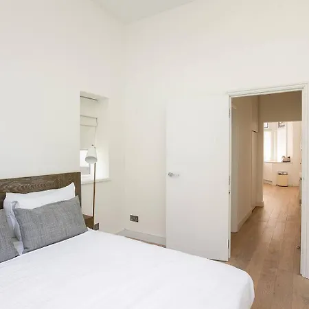 דירה Guestready - Beautiful 2br Flat For 6 Guests לונדון