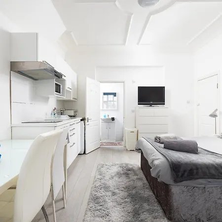 Bright On Golders Road Appartement