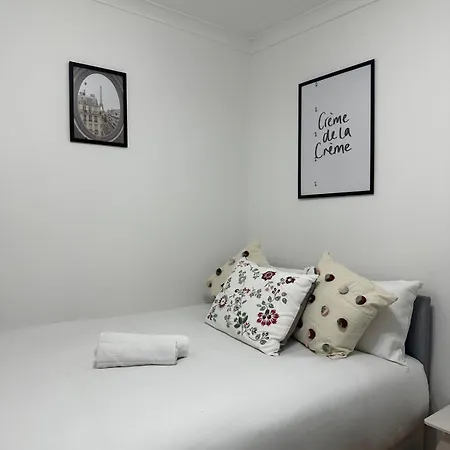 Budget Grey House Apartmán *