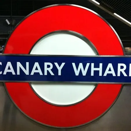 Modern Two Bed Serviced In Canary Wharf - Perfect For Long Stay, Business, Leisure And Relocations