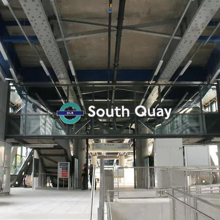 Modern Two Bed Serviced In Canary Wharf - Perfect For Long Stay, Business, Leisure And Relocations *