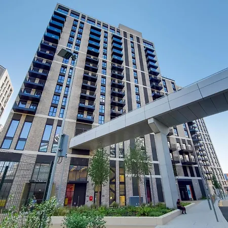 Home-like Comfort At The Robinson In Apartment