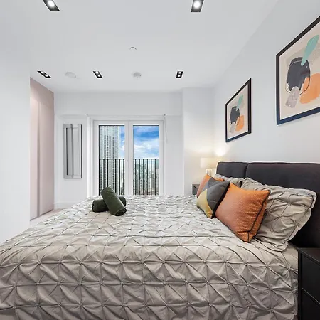 Heart Of Panoramic View 2 Bedroom Designer Luxury - Pool And Gym Access * London