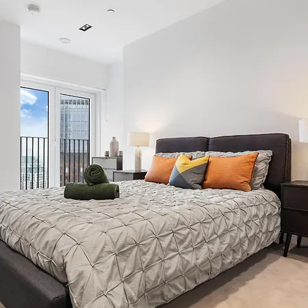 Heart Of Panoramic View 2 Bedroom Designer Luxury - Pool And Gym Access * London