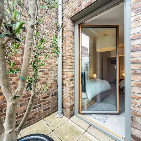 Barking Bright With 2 Bedrooms