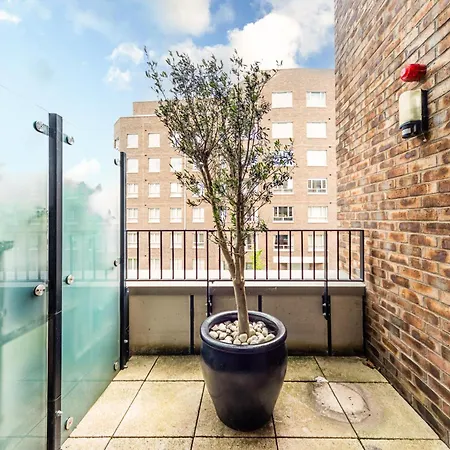 Barking Bright With 2 Bedrooms