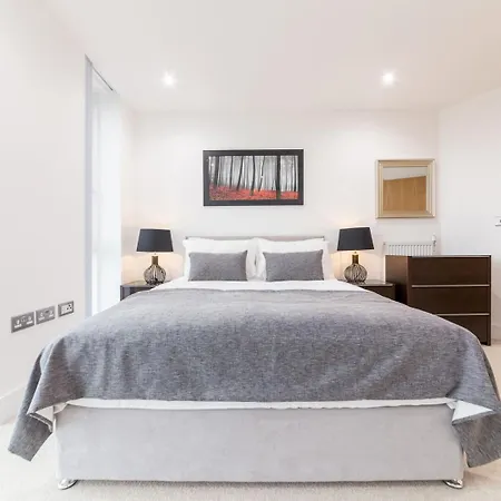 Luxury Large 130sq By Tower Bridge Apartment London