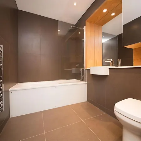 Luxury Large 130sq By Tower Bridge *
