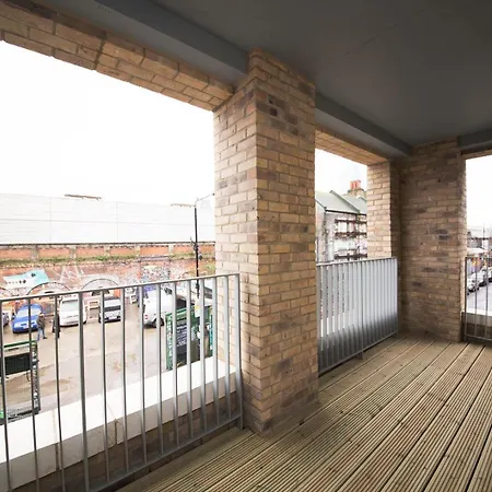 Luxury Large 130sq By Tower Bridge