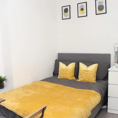 Apartment Contractor-friendly Cosy Spot By Finsbury Park Station London