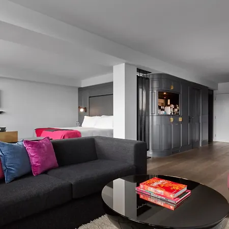 Sea Containers Hotel