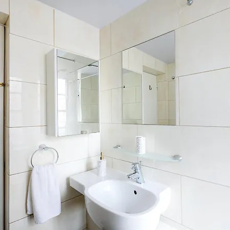 Siac Paddington Marble Arch Apartment London