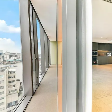 Appartamento Central 1-bed Flat With River Thames Views And Winter Garden *