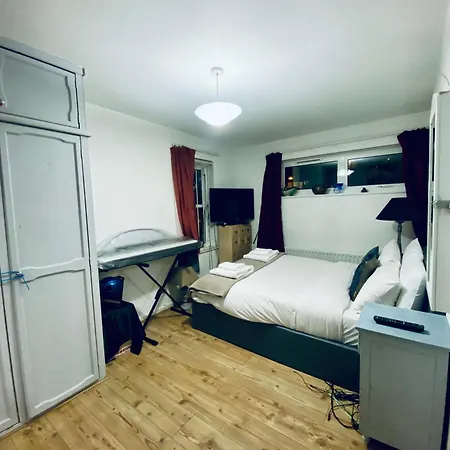 Kennington Flat *