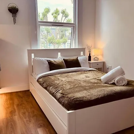 Zee Homes W6