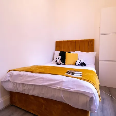 Spacious 3-bedroom In Exclusive Mayfair 7gc Apartment