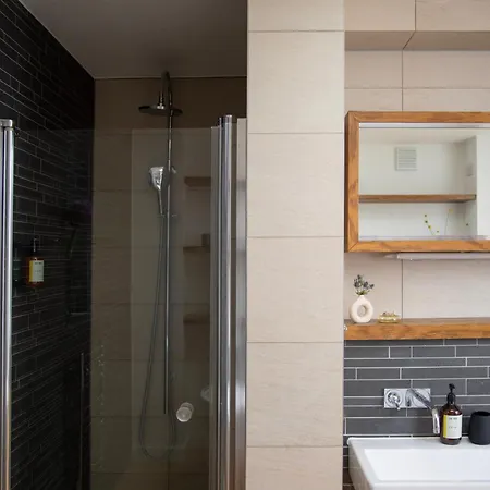 Bob W Tower Hill Residences ロンドン