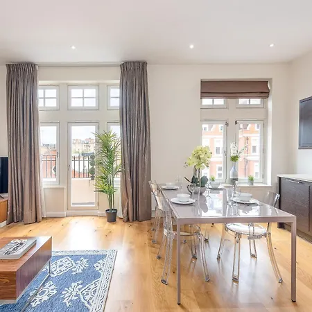 Apartment Moments From Hyde Park & Notting Hill With Free Luggage Storage And Washing Machine