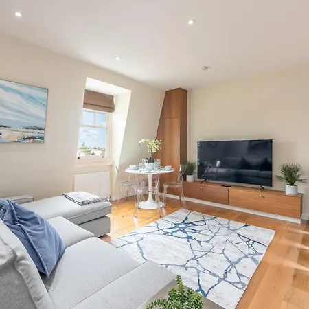 Moments From Hyde Park & Notting Hill With Free Luggage Storage And Washing Machine Apartment