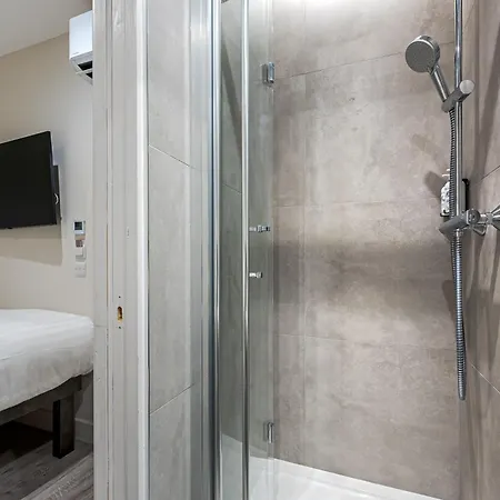 Hotel King's Cross Express 4*