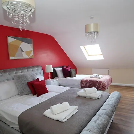 59b Comfortable 3 Bedroom House By Easy 2 Manage *