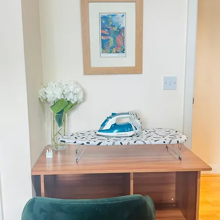 Modern 2bed 2bath Canary Wharf - Upto 5 Person Appartamento Londra