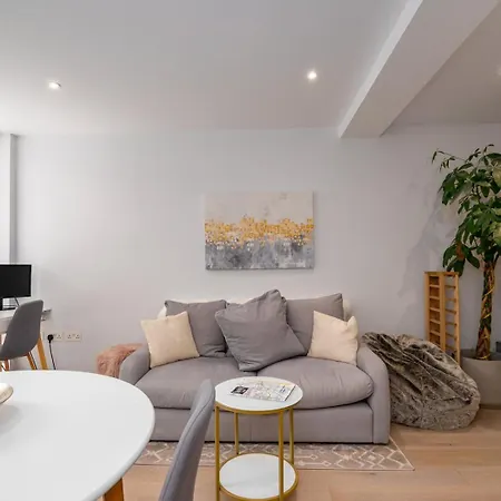 Guestready - Modern Studio For 2 In Albion Court شقة لندن