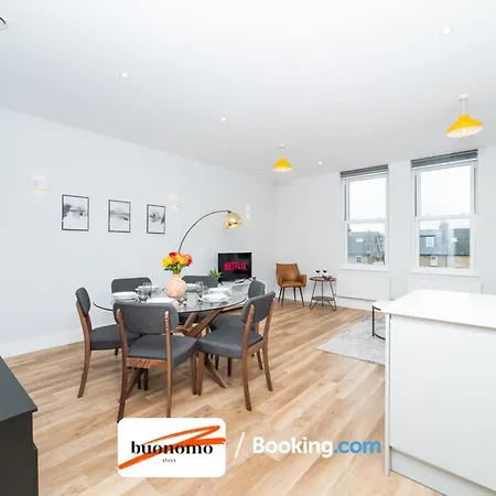 Two Bedroom At Buonomo Short Lets & Serviced Close To Wimbledon Tennis Courts London