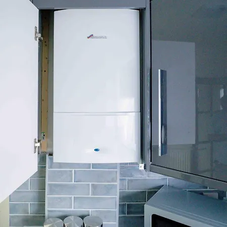 Modern 2 Bedroom * Belvedere