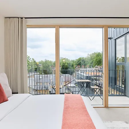 Apartment The East Mile Hideout - Trendy 3bdr Flat With Balcony *