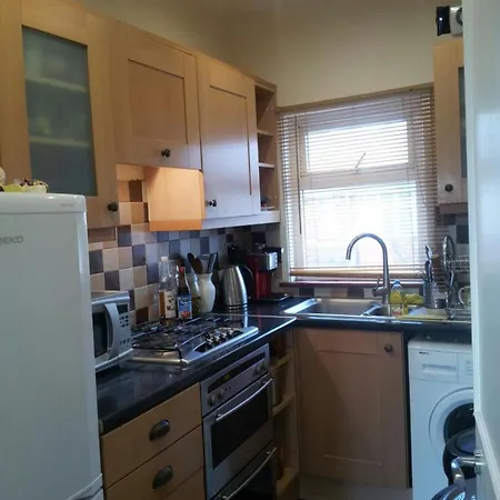 Spacious And Modern En-suit *