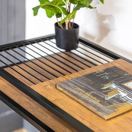 Appartamento Bright & Airy Rooftop In *