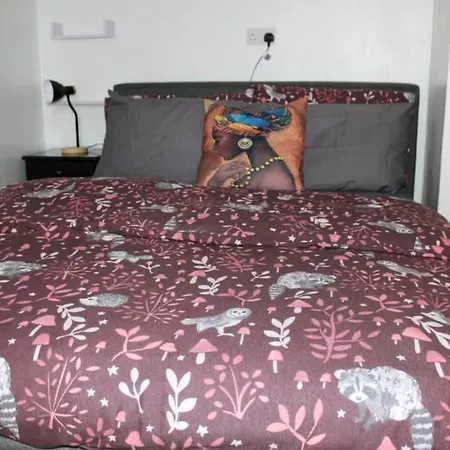Bowery - 2 Bedroom
