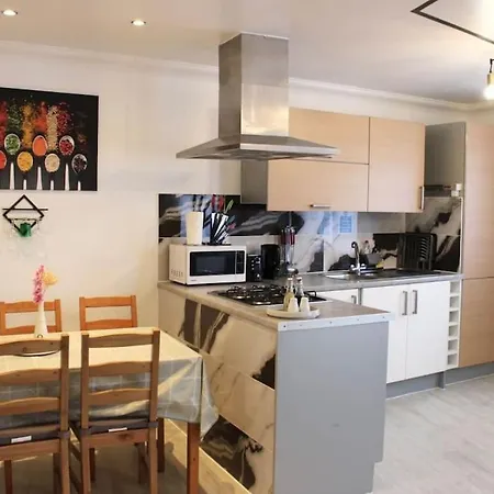 Bowery - 2 Bedroom