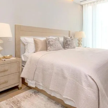 Apartment Hyde Park 2-bedrooms *