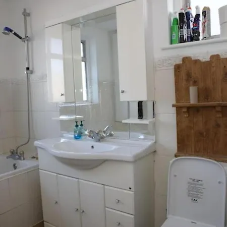 Oyo Timi Bed & Breakfast