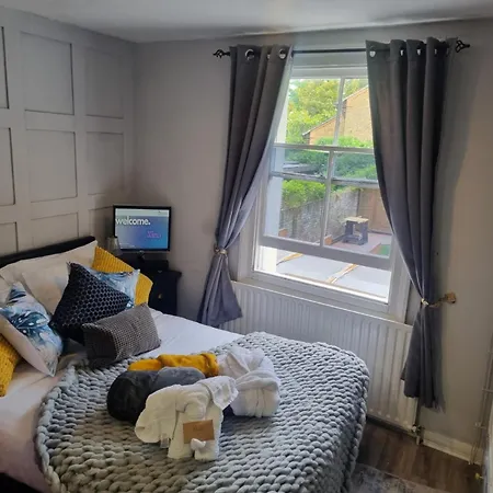 Apartman At 113b - A Away From *