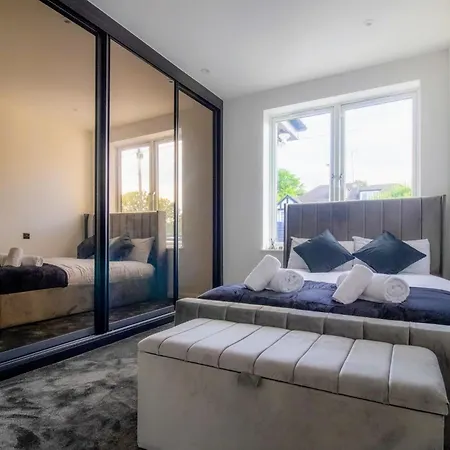 Apartment Host & - 19 Hillside