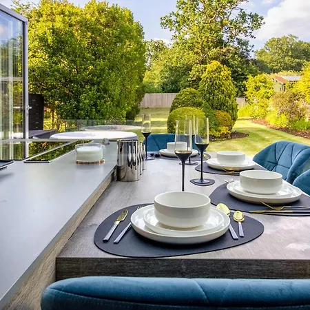 Host & - 19 Hillside Apartment Northwood (Greater London)
