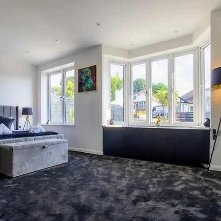 Host & - 19 Hillside Apartment Northwood (Greater London)