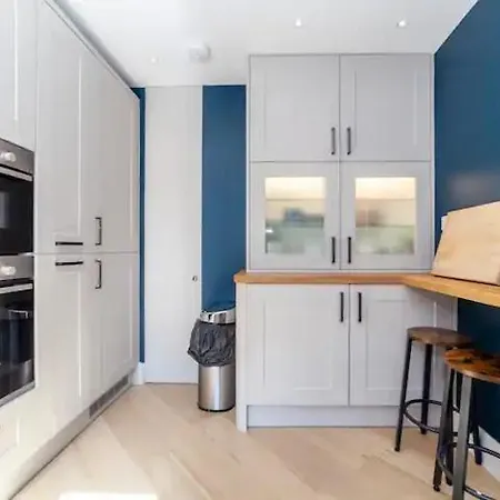 Serene 3bd Flat View Of The Thames - Hammersmith *
