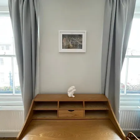 Beautiful Vintage Style 1bd - Pimlico Apartment London