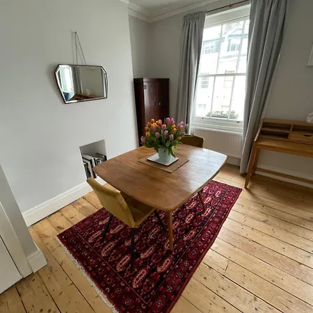 Beautiful Vintage Style 1bd - Pimlico Apartment