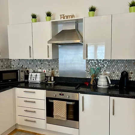Apartament Two Double Bedroom Duplex Flat Londyn